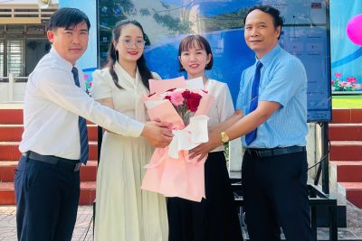 Sinh hoạt câu lạc bộ Tiếng Anh